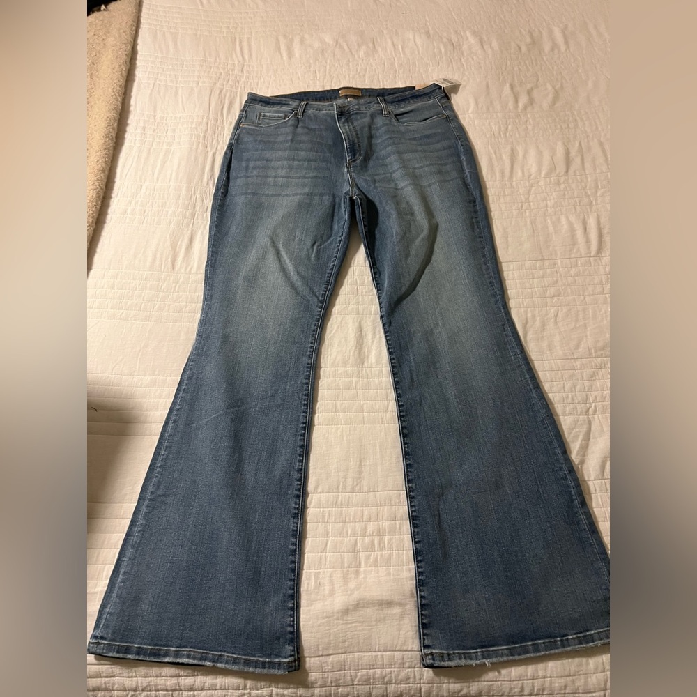 NWT Kut from the Kloth Ana High Rise Fab Ab Flare Jeans- Size 18